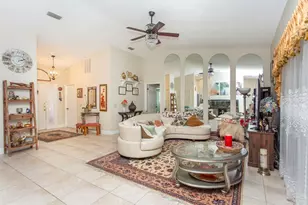 13036 Pinnacle Ln, Hudson, FL 34669 - Photo 7