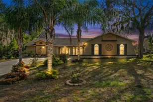 206 Rusk Cir, Spring Hill, FL 34606 - Photo 5