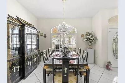 8704 Cypress Lakes Boulevard, New Port Richey, FL 34653 - Photo 11