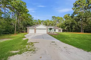 18236 Macek Rd, Weeki Wachee, FL 34614 - Photo 5