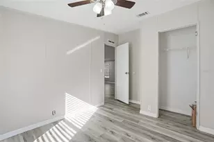 27047 Hiawatha Blvd, Brooksville, FL 34601 - Photo 21