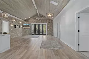 7235 N Canal St, Ridge Manor Estates, FL 33597 - Photo 25