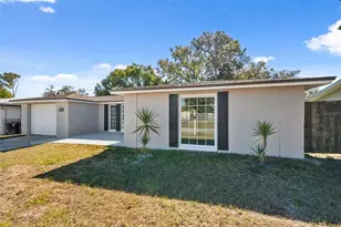 7330 Rhinebeck Dr, Port Richey, FL 34668 - Photo 3