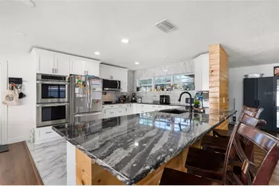 7124 Wrenwood Circle, Tampa, FL 33617 - Photo 9