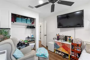 7124 Wrenwood Cir, Tampa, FL 33617 - Photo 19