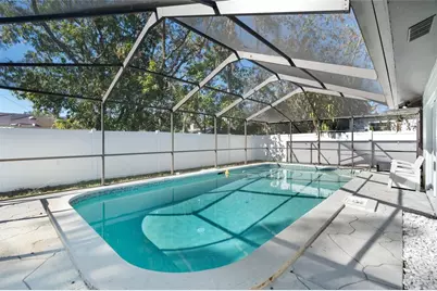 7124 Wrenwood Circle, Tampa, FL 33617 - Photo 39