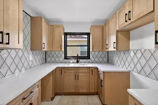 773 W Harbor Dr S, Saint Petersburg, FL 33705 - Photo 15