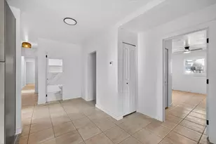 773 W Harbor Dr S, Saint Petersburg, FL 33705 - Photo 13