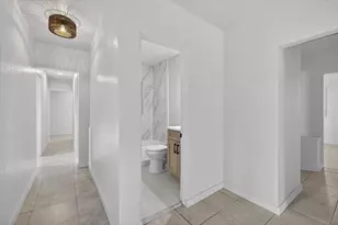 773 W Harbor Dr S, Saint Petersburg, FL 33705 - Photo 19