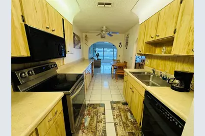 7559 Heather Walk Drive, Weeki Wachee, FL 34613 - Photo 9