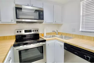 5135 Gemstone Drive #202, New Port Richey, FL 34652 - Photo 5