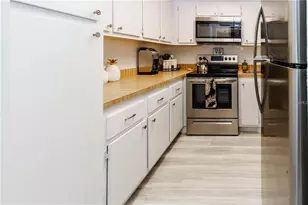 5135 Gemstone Dr, New Port Richey, FL 34652 - Photo 9