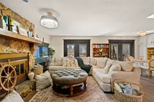 6271 Colony Cir, Weeki Wachee, FL 34607 - Photo 15