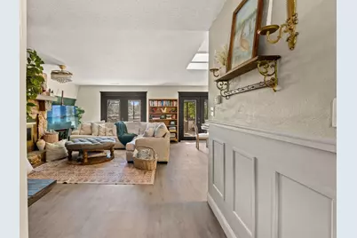 6271 Colony Circle, Weeki Wachee, FL 34607 - Photo 9