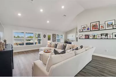 12517 Sunset Woods Drive, Spring Hill, FL 34609 - Photo 9