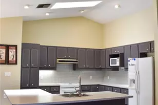 6336 Wooden St, New Port Richey, FL 34653 - Photo 3