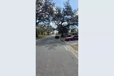 1525 41st Street S, Saint Petersburg, FL 33711 - Photo 5