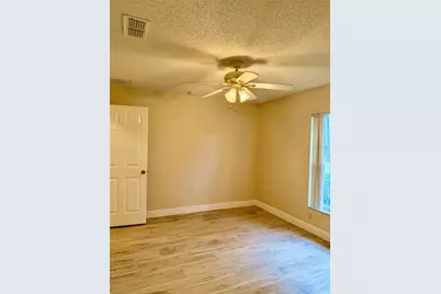9448 Tooke Shore Drive, Weeki Wachee, FL 34613 - Photo 21