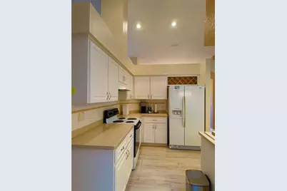 9448 Tooke Shore Drive, Weeki Wachee, FL 34613 - Photo 5