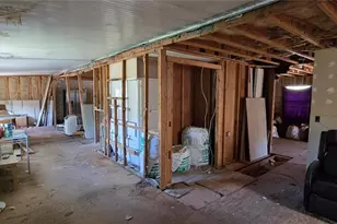 8641 Oliver Rd, Zephyrhills, FL 33540 - Photo 3