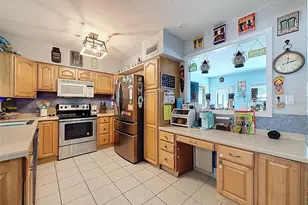 3213 56th Way N, Saint Petersburg, FL 33710 - Photo 9