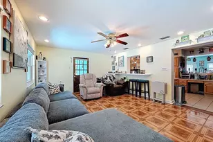 3213 56th Way N, Saint Petersburg, FL 33710 - Photo 11