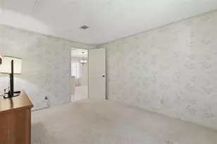 2028 Hilo Dr, Holiday, FL 34691 - Photo 37