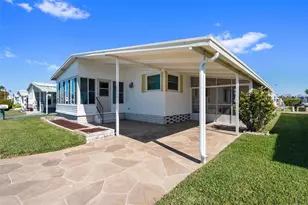 2028 Hilo Dr, Holiday, FL 34691 - Photo 3