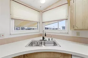 2028 Hilo Dr, Holiday, FL 34691 - Photo 15