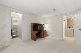 2028 Hilo Dr, Holiday, FL 34691 - Photo 39