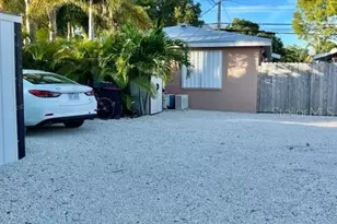 1119 Simonton St, Key West, FL 33040 - Photo 43