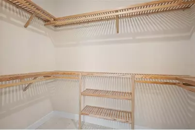 199 E Live Oak Street, Tarpon Springs, FL 34689 - Photo 17