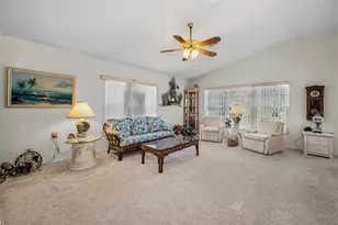 9625 Oakwood Hills Ct, New Port Richey, FL 34655 - Photo 21