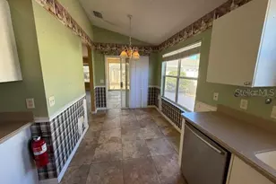 17760 SE 91st Freedom Ct, The Villages, FL 32162 - Photo 5