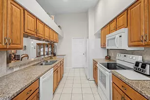 11625 Baronwood Ct, Hudson, FL 34667 - Photo 3