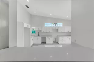 1763 Arabian Ln, Palm Harbor, FL 34685 - Photo 7