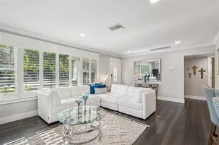 427 Villa Grande Ave S, Saint Petersburg, FL 33707 - Photo 9