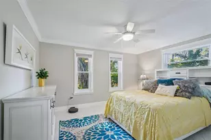 427 Villa Grande Ave S, Saint Petersburg, FL 33707 - Photo 45