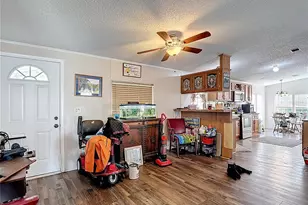 9801 Upland Dr, Hudson, FL 34667 - Photo 5