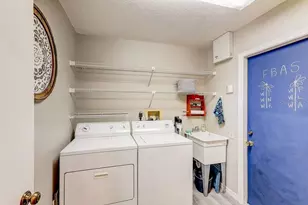 8625 Berkley Dr, Hudson, FL 34667 - Photo 35