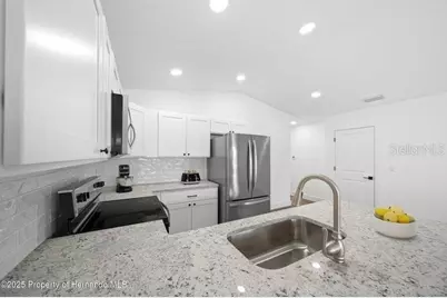 8960 Long Lake Avenue, Weeki Wachee, FL 34613 - Photo 5