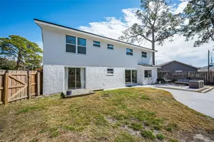 2808 Woodhall Terrace, Palm Harbor, FL 34685 - Photo 41