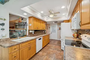 4736 Portland Manor Dr, New Port Richey, FL 34655 - Photo 11