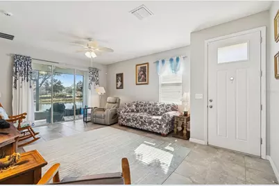 7852 Timberview Loop, Wesley Chapel, FL 33545 - Photo 11