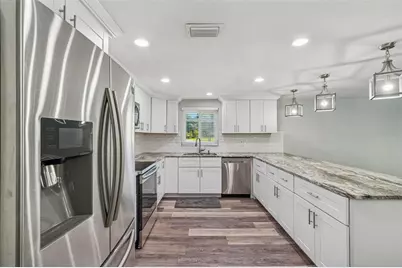 10909 Candy Lane, New Port Richey, FL 34654 - Photo 11