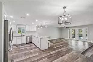 10909 Candy Ln, New Port Richey, FL 34654 - Photo 9