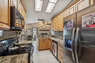 8518 Yearling Ln, New Port Richey, FL 34653 - Photo 9