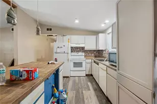 8811 Marigold Dr, New Port Richey, FL 34654 - Photo 5