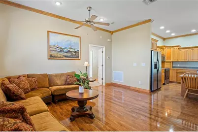 6131 Central Avenue, New Port Richey, FL 34653 - Photo 9