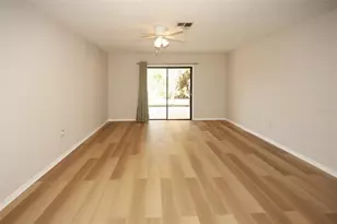 12809 Kellywood Cir, Hudson, FL 34669 - Photo 5